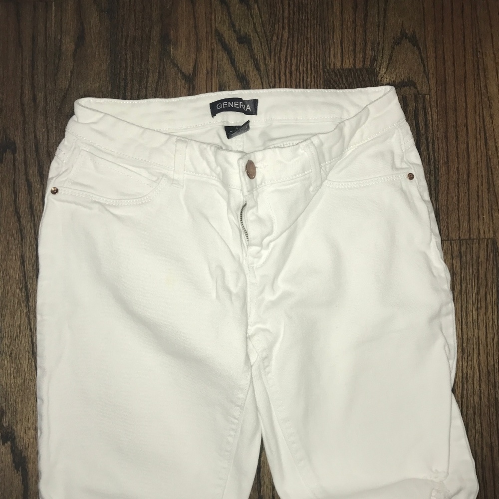 Generra white cropped skinny jeans size 9